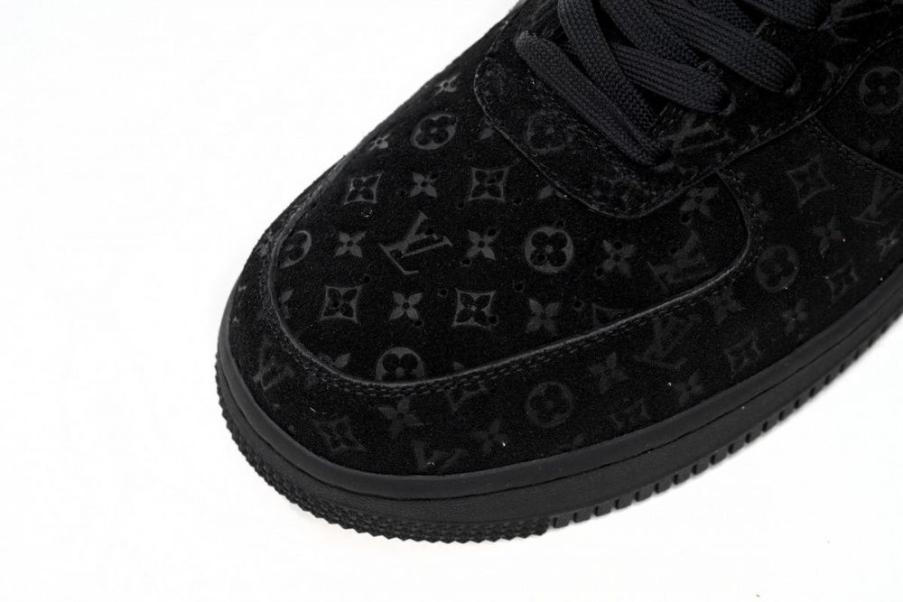 Louis Vuitton x Nike Air Force 1 All Black