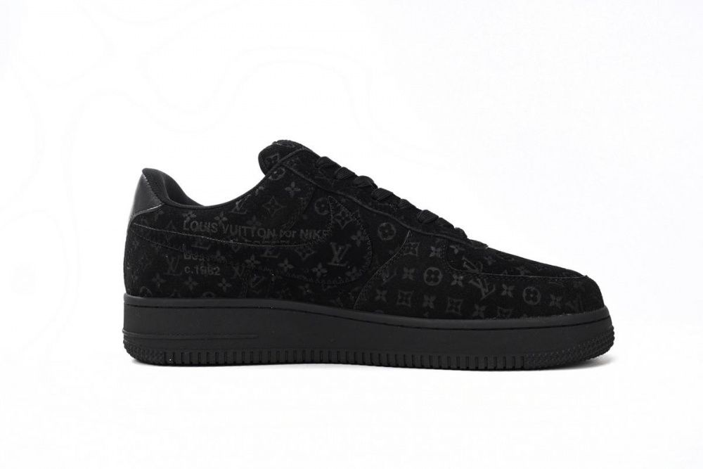 Louis Vuitton x Nike Air Force 1 All Black