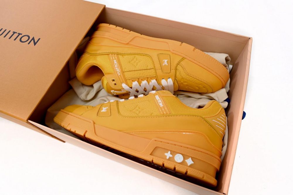 Louis Vuitton Trainer All Yellow Embossing