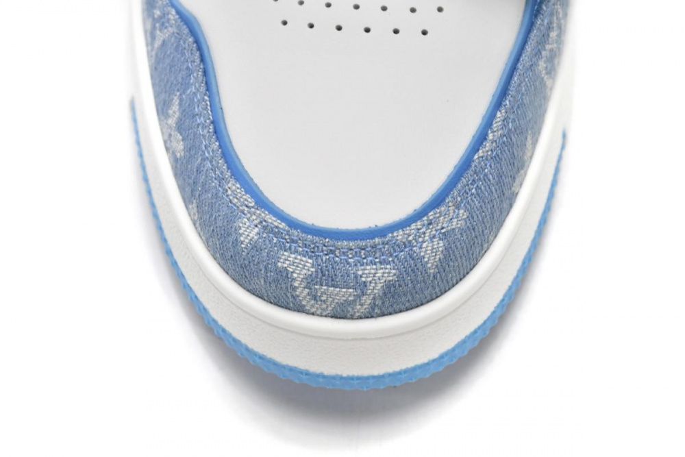 Louis Vuitton Trainer Blue Cloth Surface