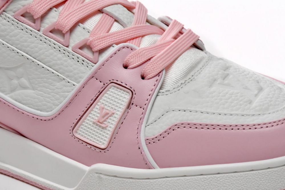 Louis Vuitton Trainer Rose Pink