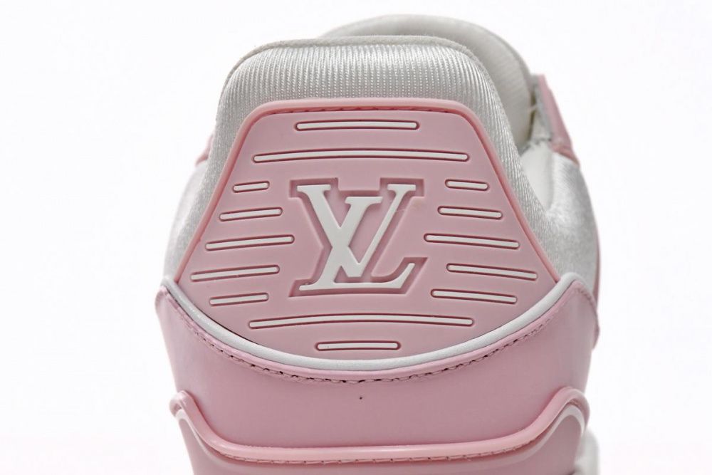 Louis Vuitton Trainer Rose Pink