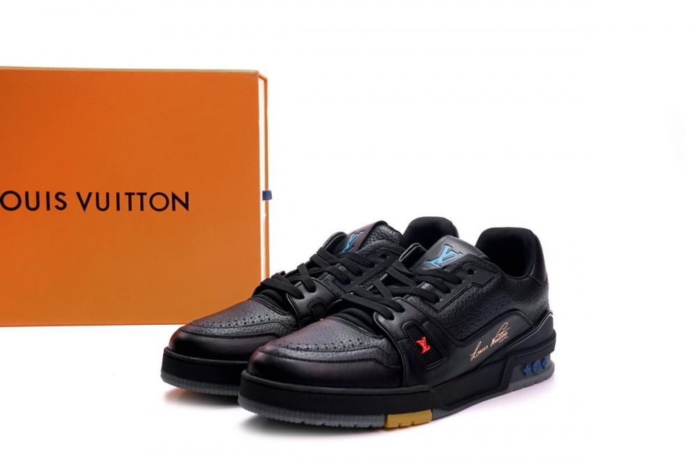 Louis Vuitton Trainer Black Litchi Pattern