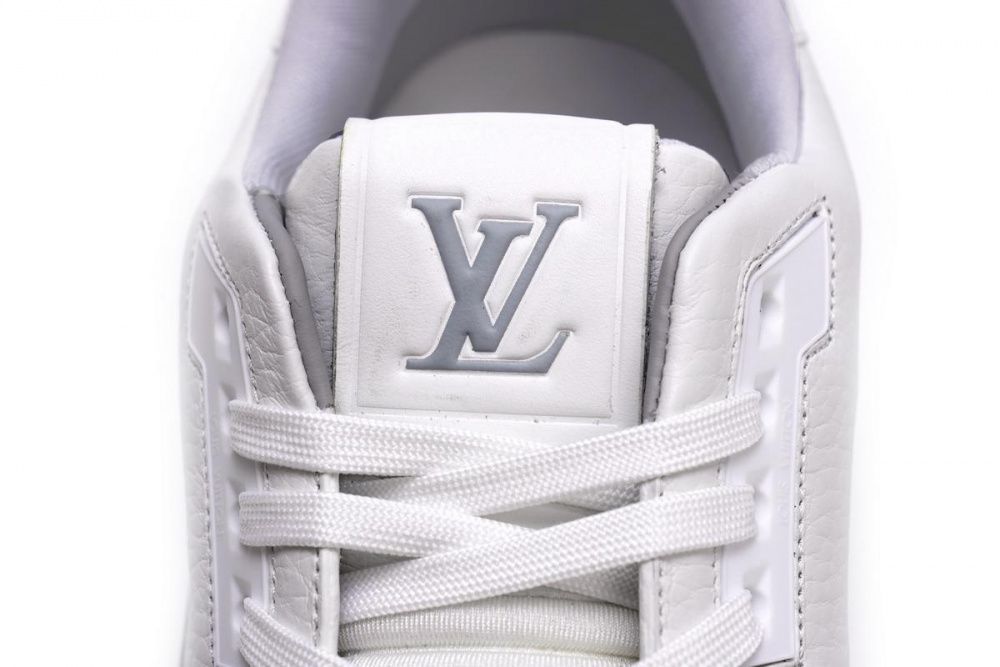 Louis Vuitton Trainer White Litchi Pattern