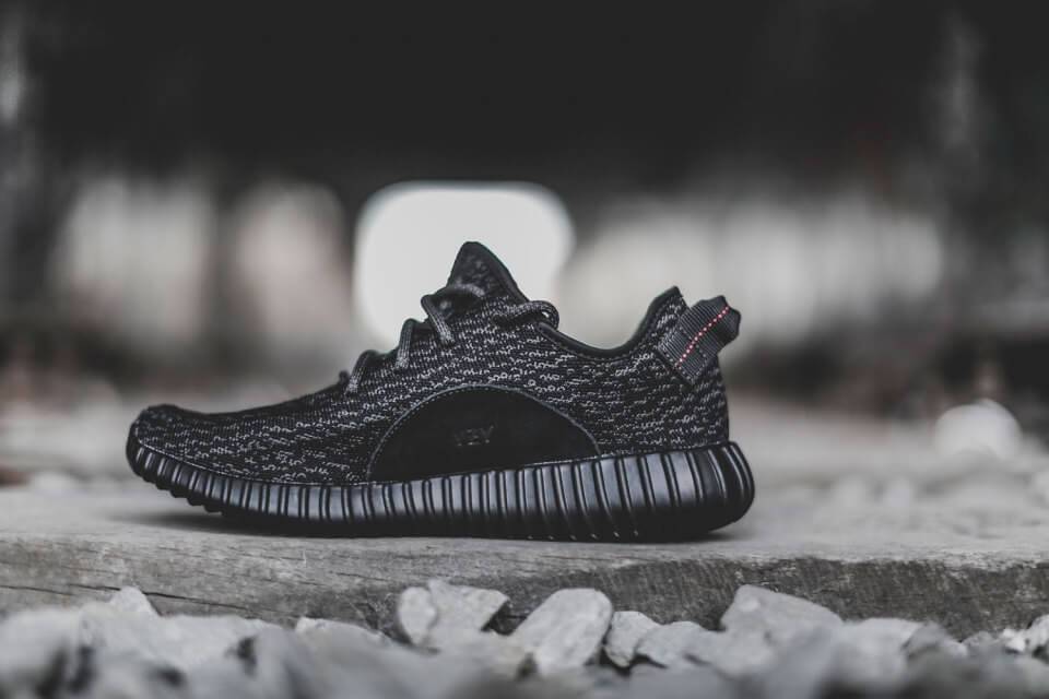 Adidas Yeezy Boost 350 Pirate Black (2023)