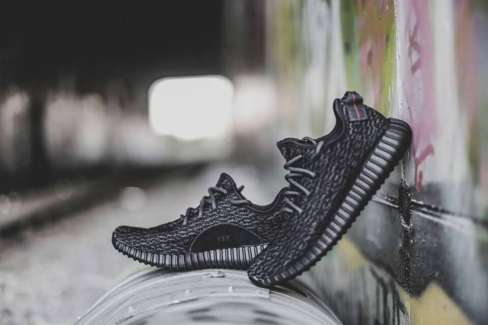 Adidas Yeezy Boost 350 Pirate Black (2023)